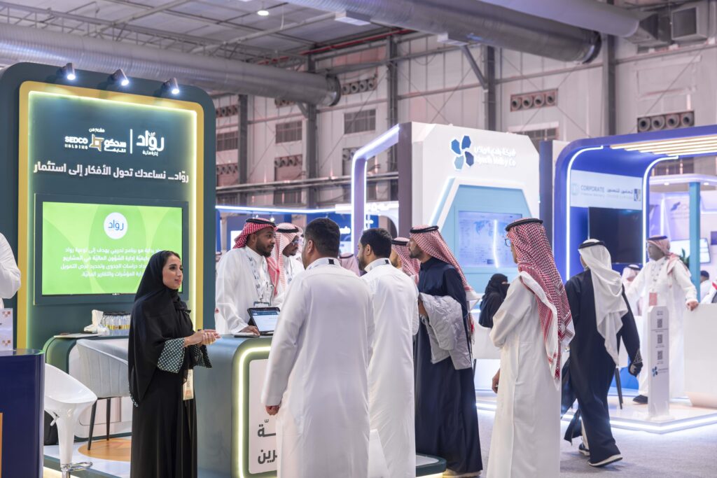 1V9A2602 Enhanced NR